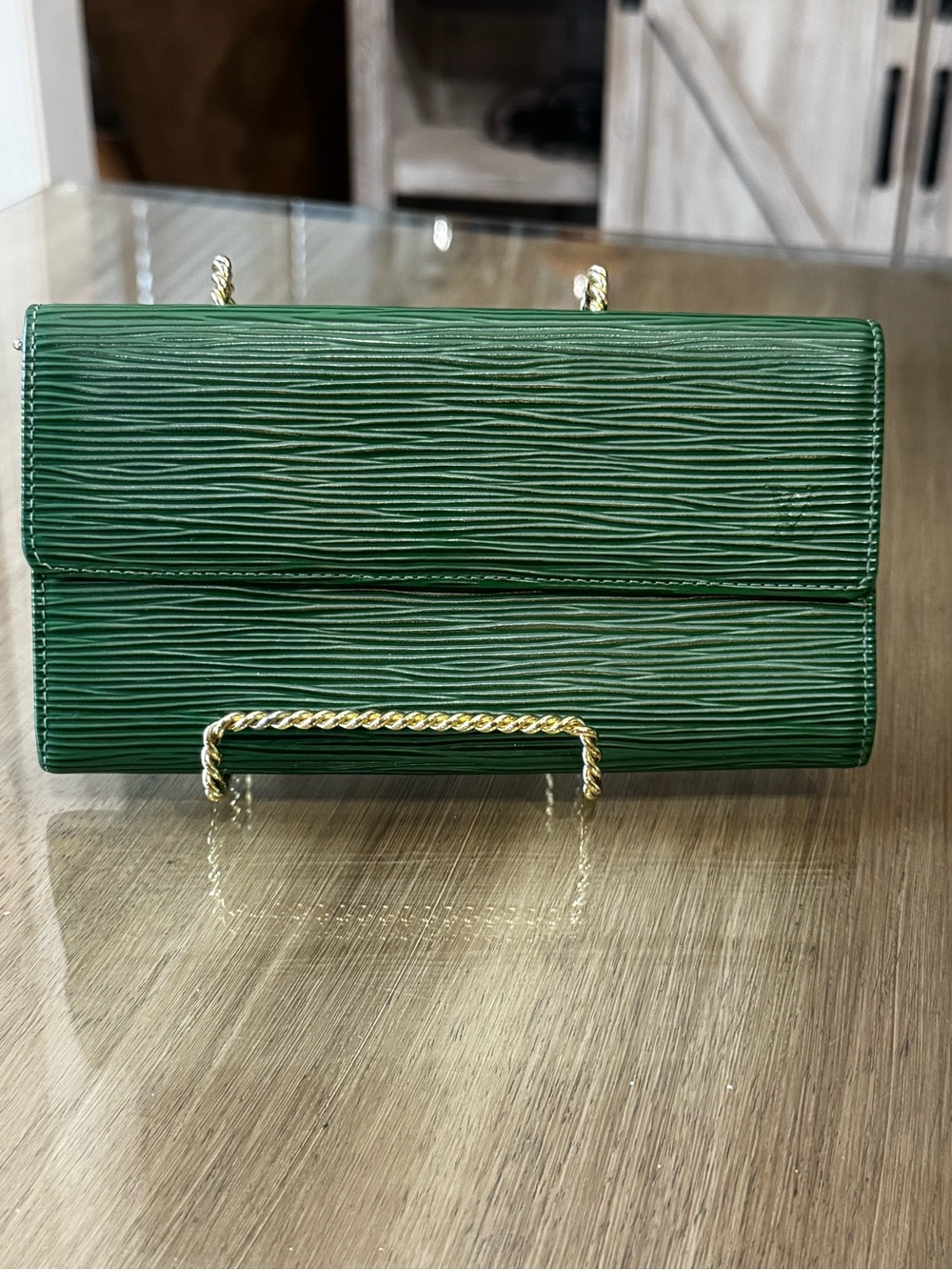 LV Louis Vuitton Green Epi Long Wallet - Picture 1 of 7